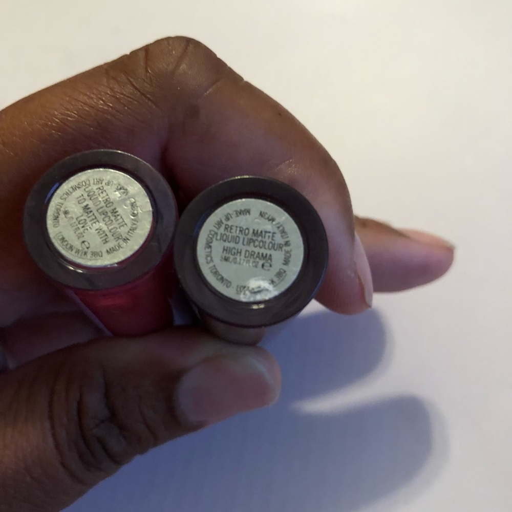 Mac lipstick bundle - Picture 5 of 5
